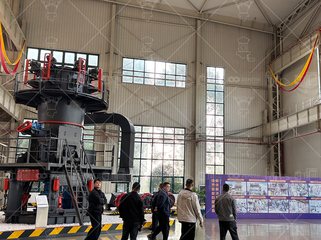 Máy nghiền đá thủ công Canada — khô ráo, nhiệt và quy mô - ảnh 2