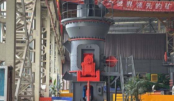 Máy nghiền đá vôi tại Nam Phi: bột phụ gia xi măng