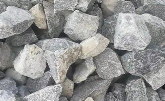 Phoi granite từ xưởng đá trở thành bột độn có giá